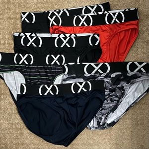 2Xist Brief Bundle Mens Small 28-30”